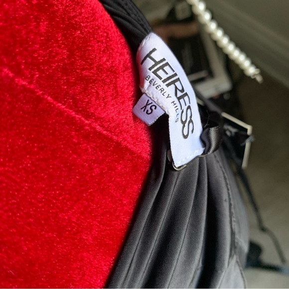 HEIRESS BLACK MAXI SKIRT - Picture 13 of 15